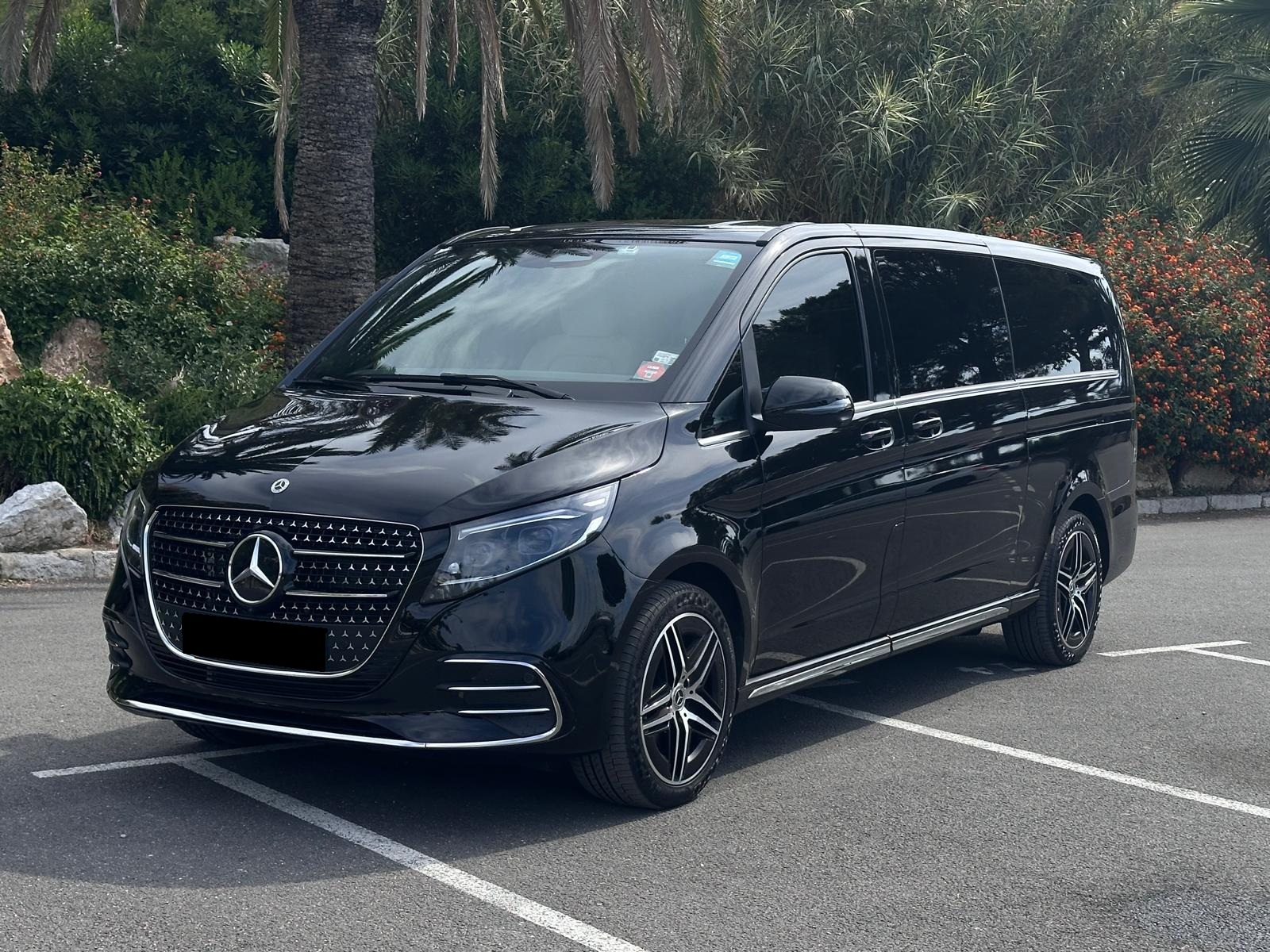 Mercedes-Benz Classe V — van VIP chauffeur privé Saint-Tropez Cannes