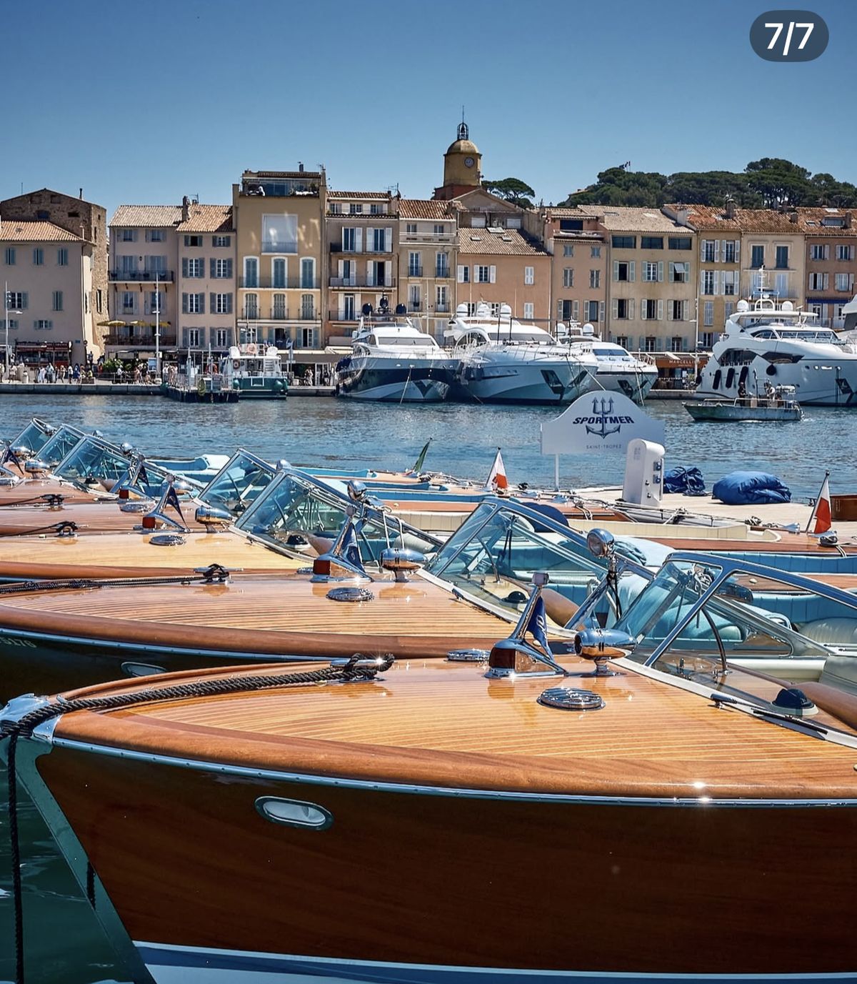 Pointu provençal au port de Saint-Tropez — transfert privé golfe varois
